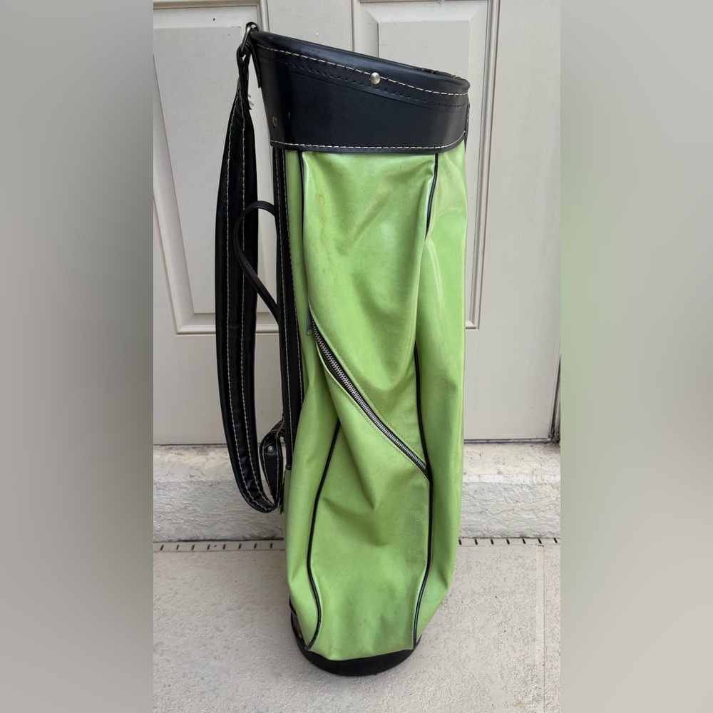 Vintage Green and Black Golf Bag